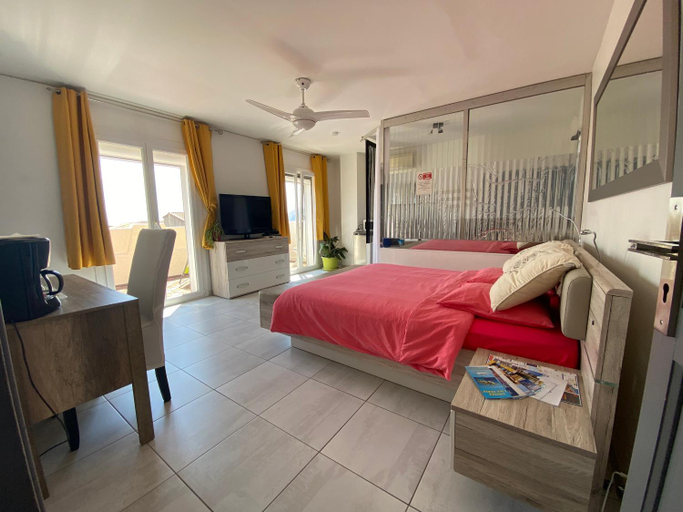 Bedroom, Charmante chambre avec vue mer parking gratuit exterieur, Bouches-du-Rhône