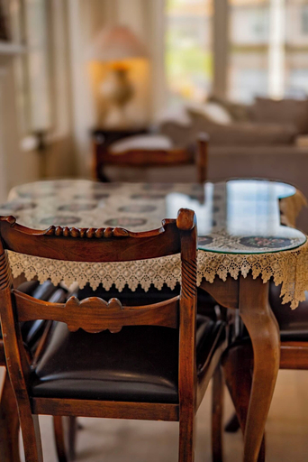 Food & Drinks 4, Newly Remodeled Suburban House, Los Angeles
