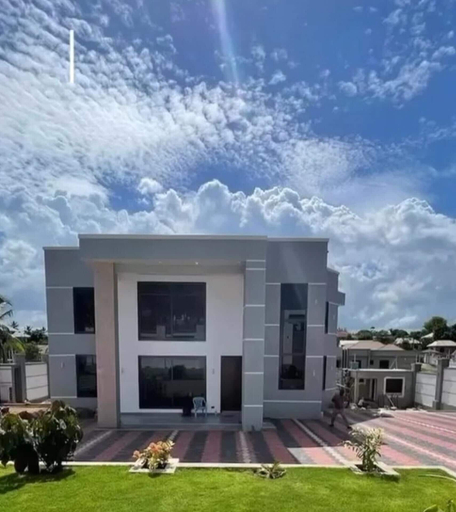 Exterior 2, Villa - Sleeps 8 - Parking - Balcony, Kinondoni