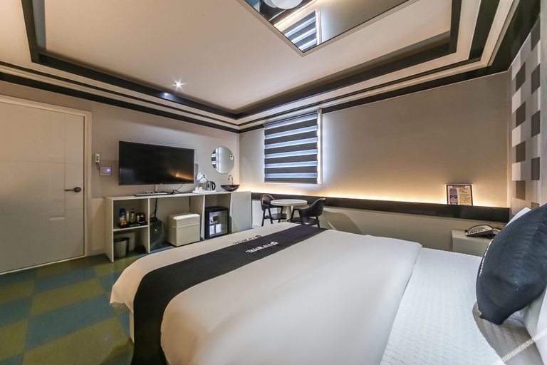 Bedroom 4, Ulsan Ilsan VIP Hotel, Dong