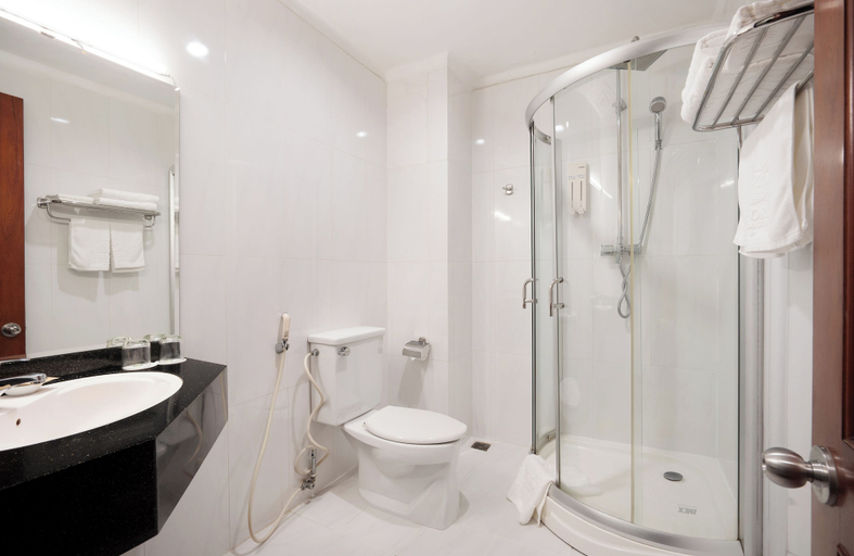 Bathroom 3