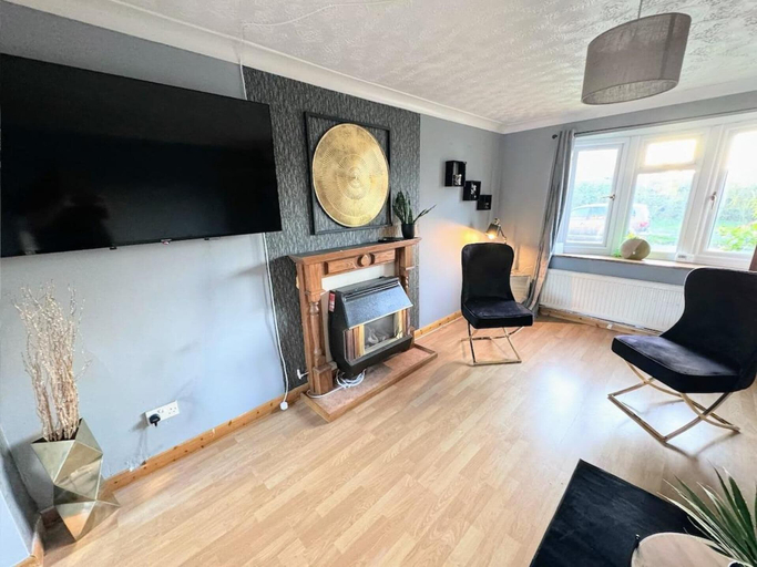 Living area 3, Ashford Blissful Retreat Modern 3-bed House, Kent