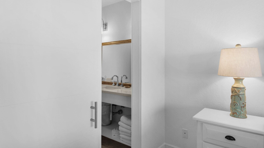 Bedroom 3, Palm Sounds: Gulf Views & Easy Beach Access!, Walton
