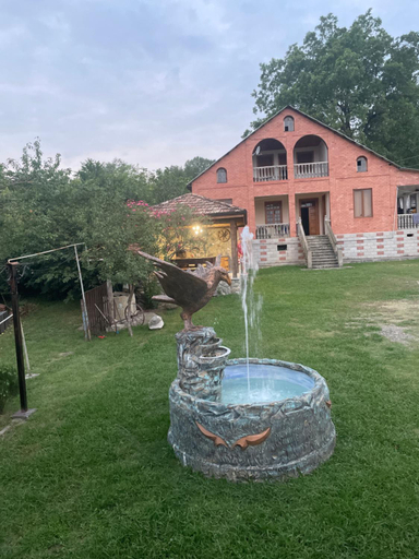 Others 2, Guest house and cellar MAMULI, Terjola