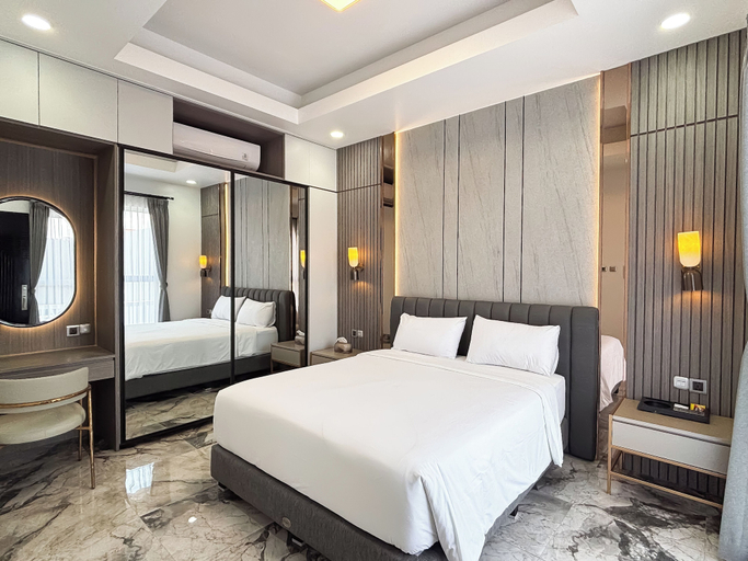 Bedroom 12