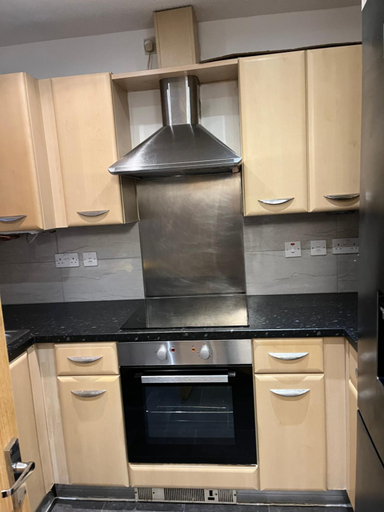 Others 4, Entire Captivating 2-bed House in Manchester, Manchester