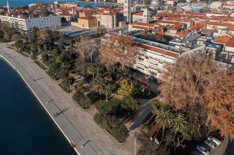 Others 5, Pied-à-terre, Zadar