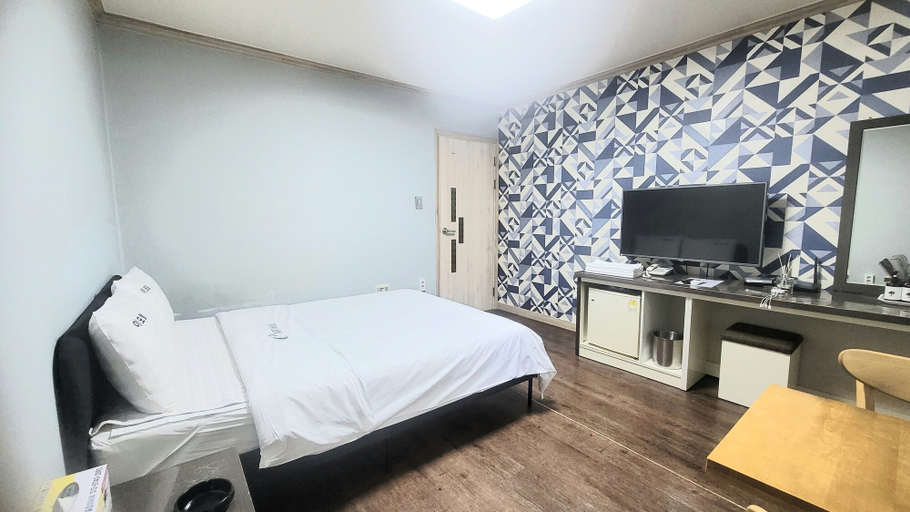 Bedroom 2, e motel, Suncheon