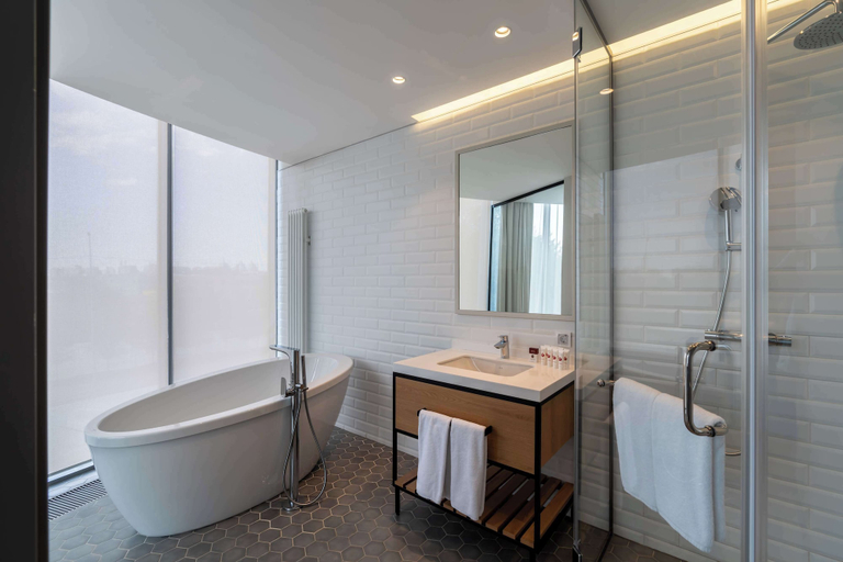 Bathroom 3, Sadu Hotel Almaty, a member of Radisson Individuals, Almaty