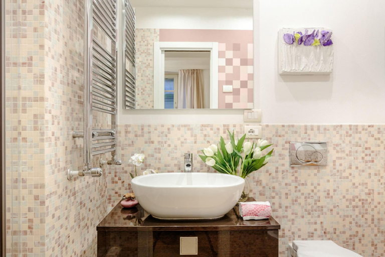 Bathroom 5, Orchidea Bianca Apartment, Lucca