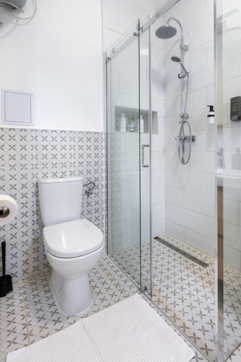 Others 2, Kiraly home by STN, Budapesti