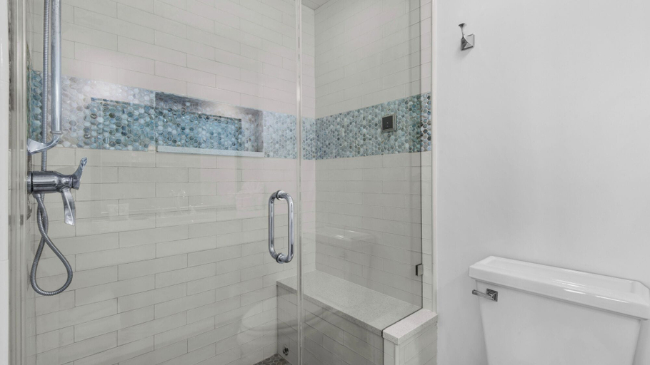 Bathroom 4, Palm Sounds: Gulf Views & Easy Beach Access!, Walton