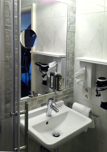 Bathroom 5, Hotel Auszeit, Region Hannover