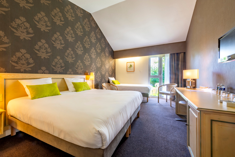 Bedroom 3, Le relais fleuri, Hotel & Restaurant Logis–Avallon, Yonne