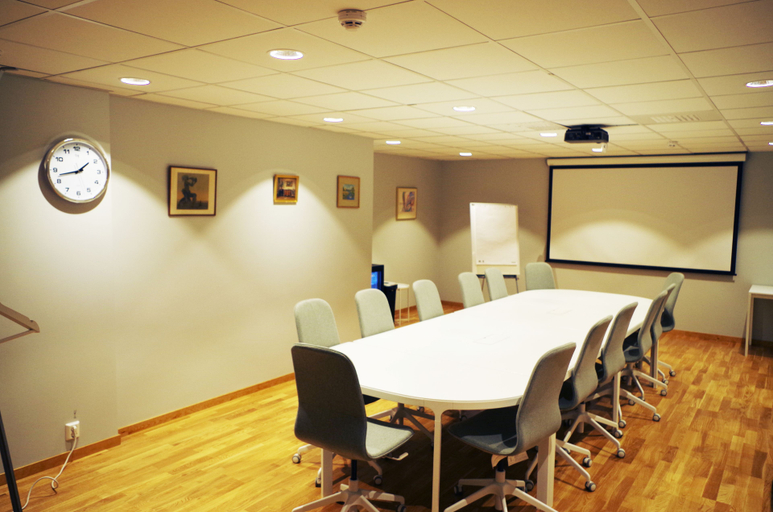 Business Facilities