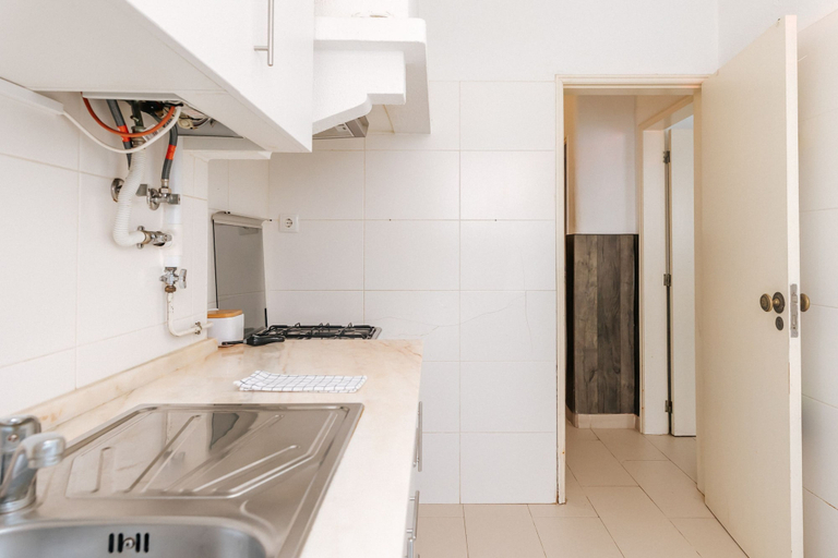Room 3, Lisbon Tagus River Terrace Flat, Loures