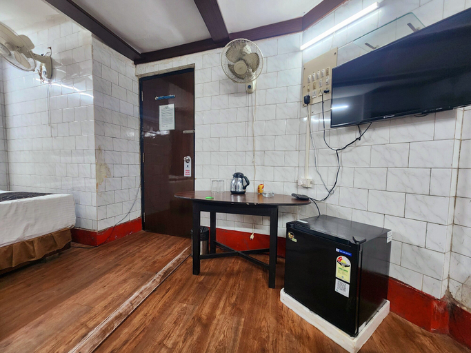 Others 5, HOTEL RAUNAK, Kolkata
