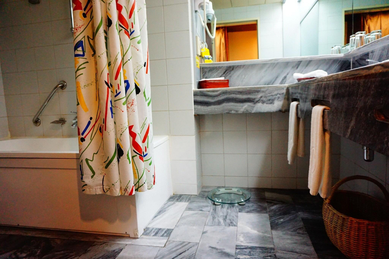 Bathroom 5, CITIC Hotel Beijing Airport, Beijing