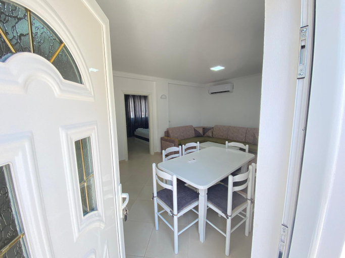 Others 2, Loft Apartments, Sarandës