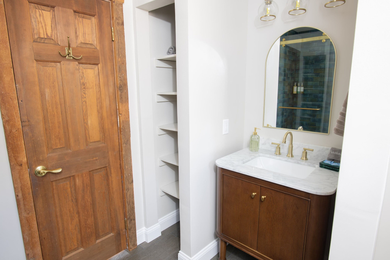 Bathroom 3, Osceola Mill, Rockbridge