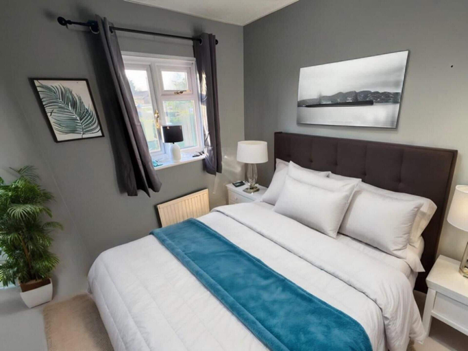 Room 2, Ashford Blissful Retreat Modern 3-bed House, Kent