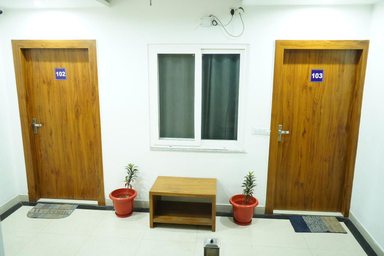 Public Area, The Namami Tapovan By Natures Hooks , Garhwal