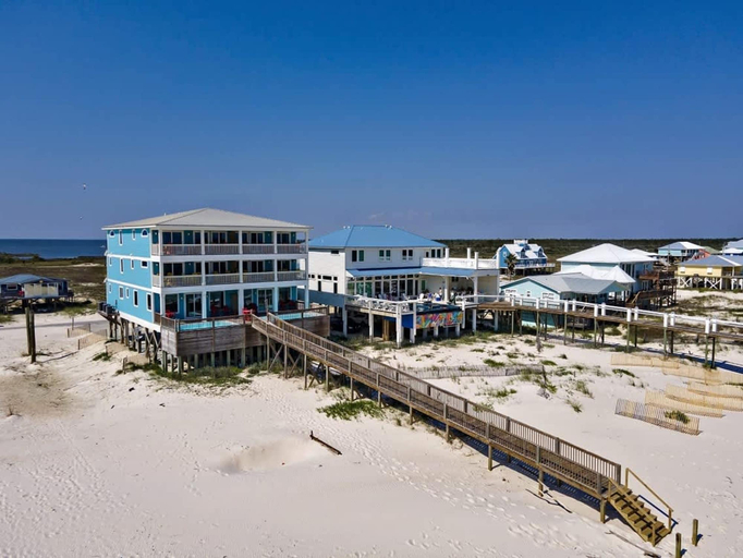 Room 3, Beachfront 9bed Easybreezy East, Baldwin
