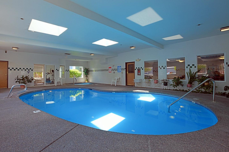 Sport & Beauty 5, AmericasBestValueInn SuitesForest GroveHillsboro, Washington