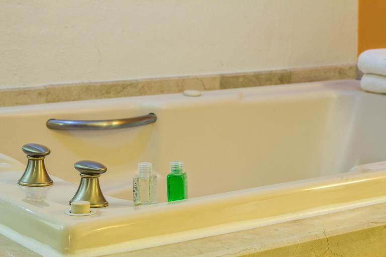 Bathroom 5, Hg hotel, Zapopan