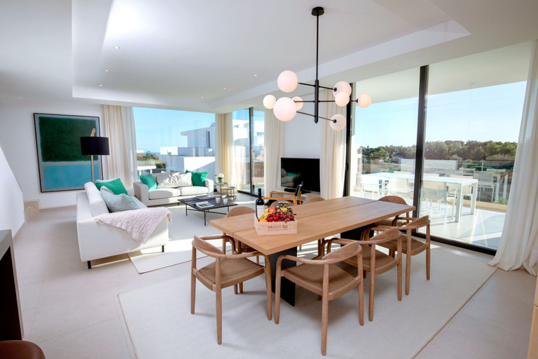 Room 5, Monte Rei 3 bed Penthouse Apt, Vila Real de Santo António