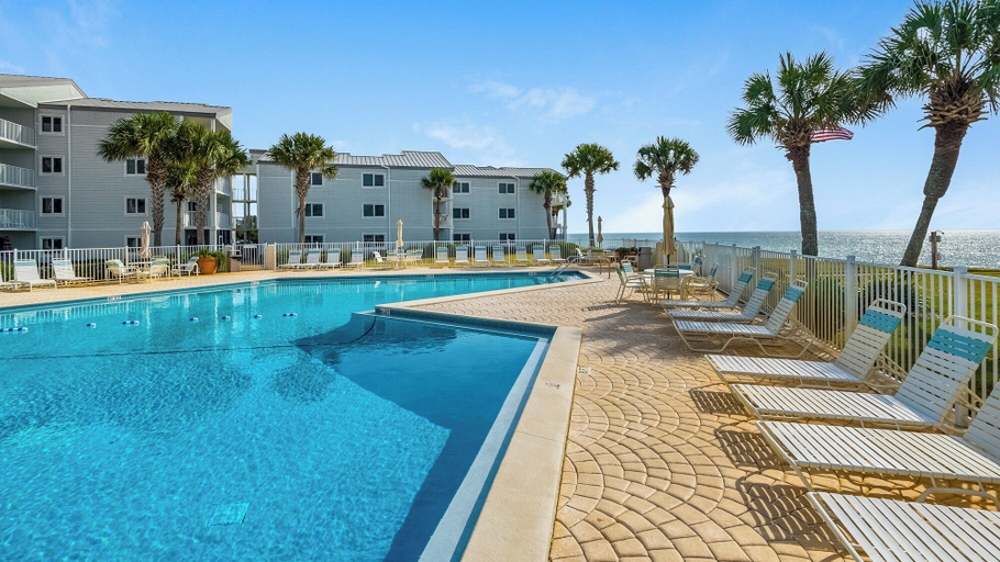 Sport & Beauty 5, Sand Cliffs 108: Steps to Beach & Pool Access!, Walton