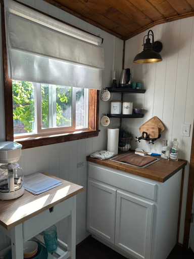 Others 3, The Tiny House, Yavapai