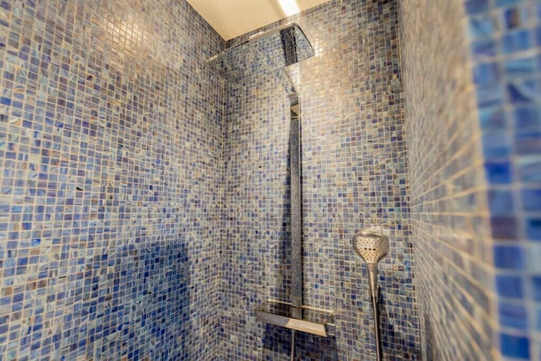 Bathroom 4, LES SUITES DU PORT by Le Saint Ferdinand, Gironde