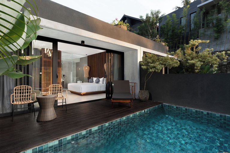 Swimming Pool 10