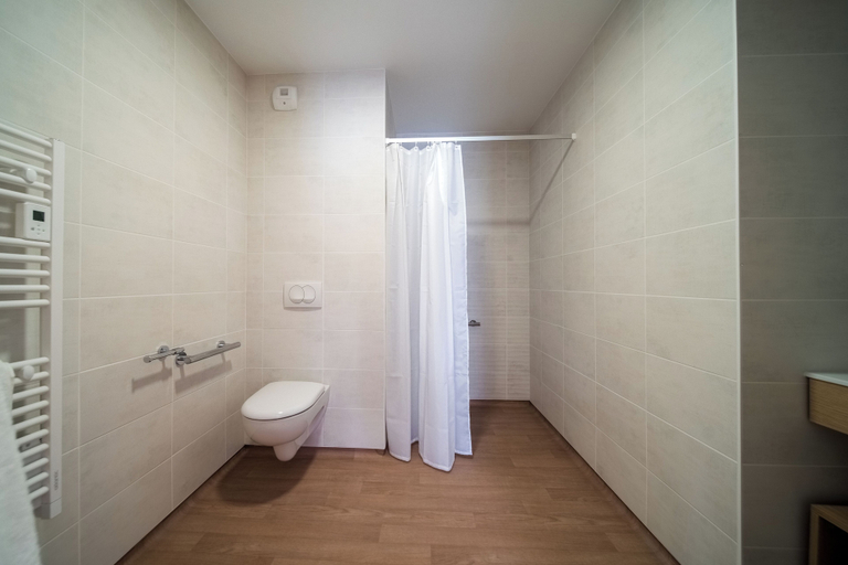 Bathroom, Zenao Appart'hôtels Anglet, Pyrénées-Atlantiques