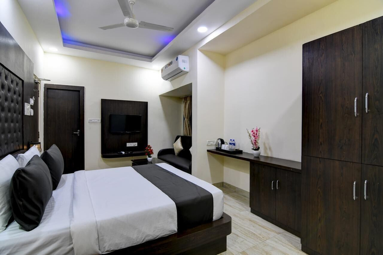 Bedroom 3, The Elgin Hotel, Kolkata
