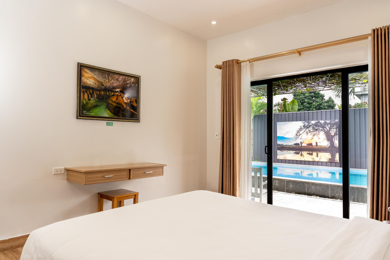 Bedroom 3, Commander Lodge, Bố Trạch