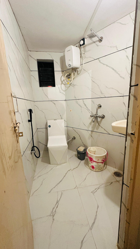 Bathroom, Brickyard Resort, Latur