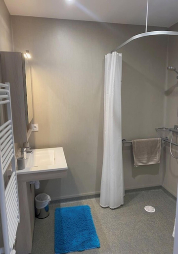 Bathroom 4, Zenao Appart'hôtels Toulouse Balma, Haute-Garonne