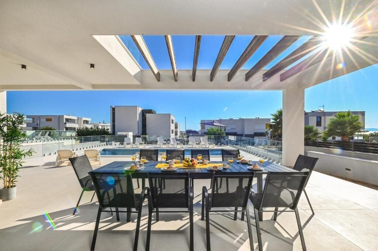 Food & Drinks, Luxury villas Paradise, Novalja