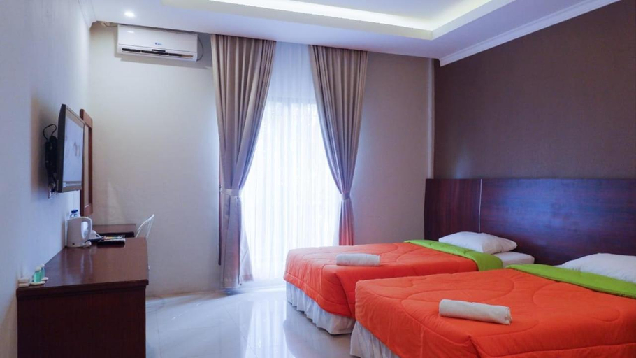 Bedroom 12