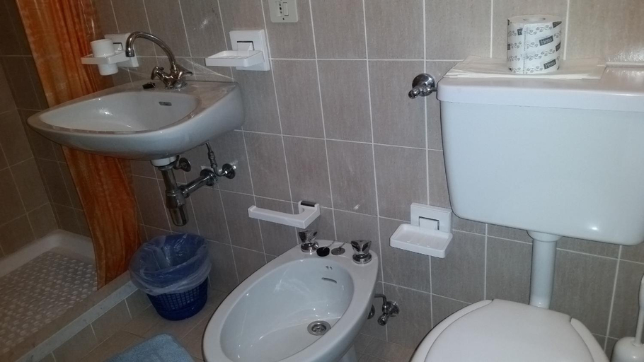 Bathroom, Albergo Bellavista, Belluno