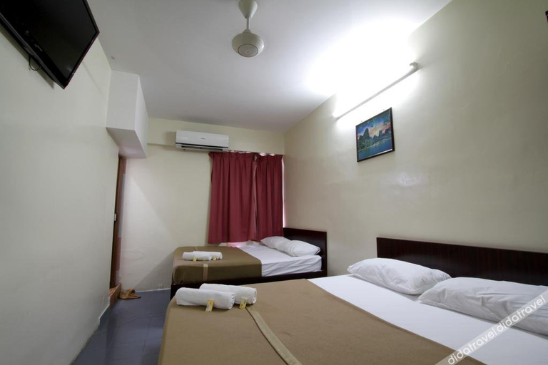 Bedroom 2, Broadway Budget Hotel, Penang Island
