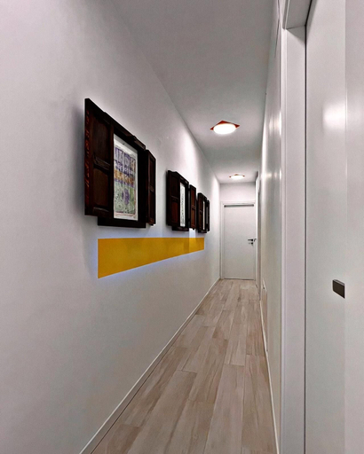 Others 3, Residenza Delfina, Rome