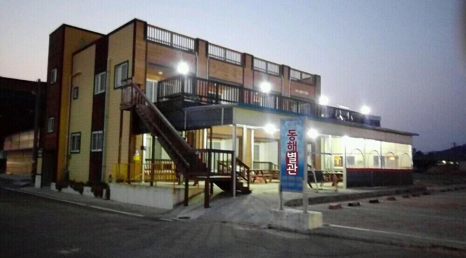Exterior & Views 2, Wolpo Donghae Pension, Pohang