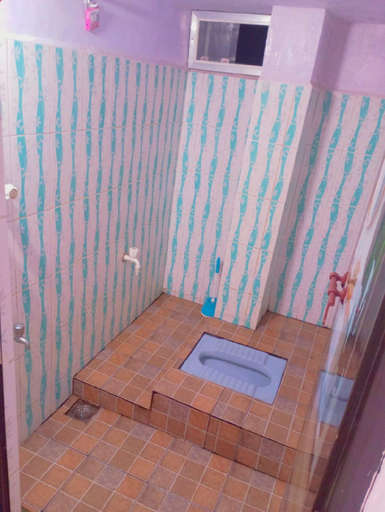 Bathroom 5, Ambika Villa - Homestay, Elappara, Vagamon, Idukki