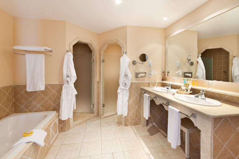 Bathroom 5, Gran Tagoro Family & Fun, Las Palmas