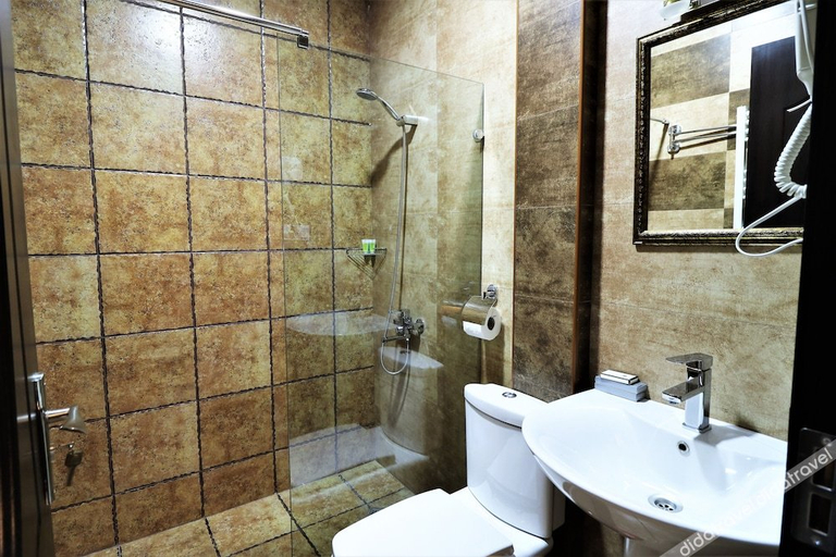Bathroom 4, Liberty Theatre hotel, Tbilisi