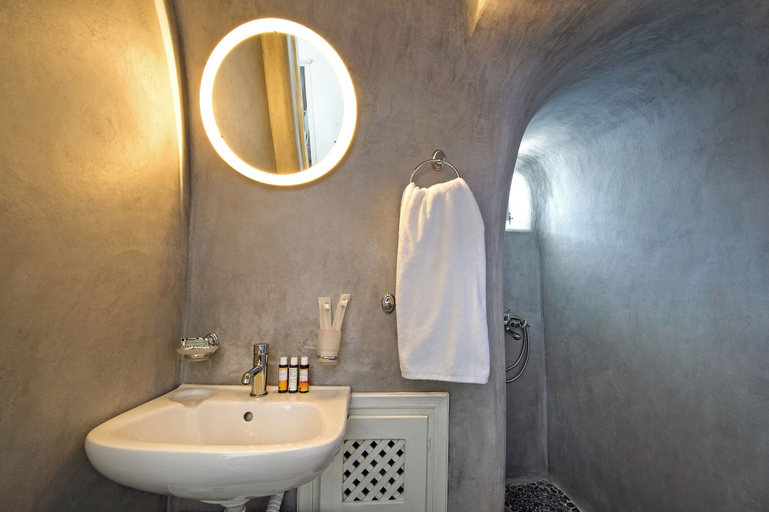 Bathroom 4, Villa Calliope, South Aegean