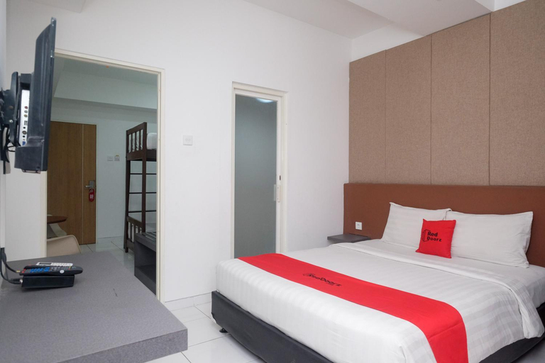 Bedroom 12